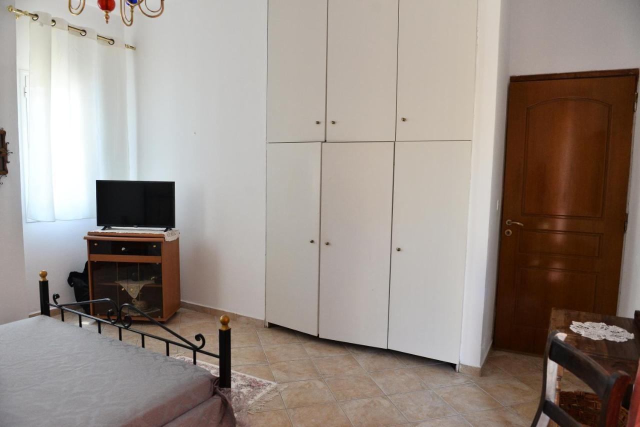 Κυκλαδίτικη Βίλα Στην Παραλία Αντώνηδες, Κύθνου Китнос Экстерьер фото