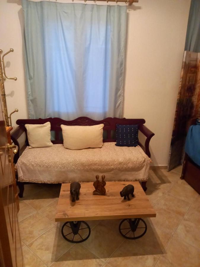 Κυκλαδίτικη Βίλα Στην Παραλία Αντώνηδες, Κύθνου Китнос Экстерьер фото
